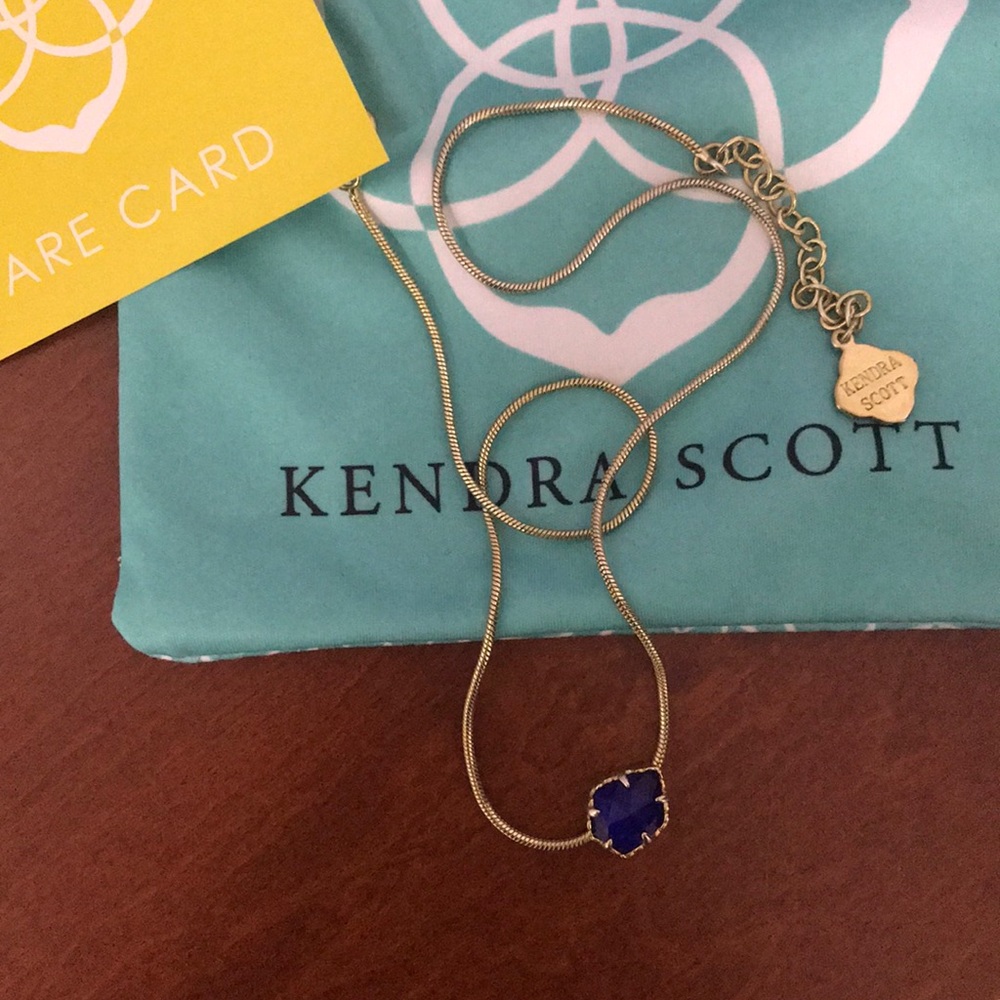Kendra Scott Like New Necklace